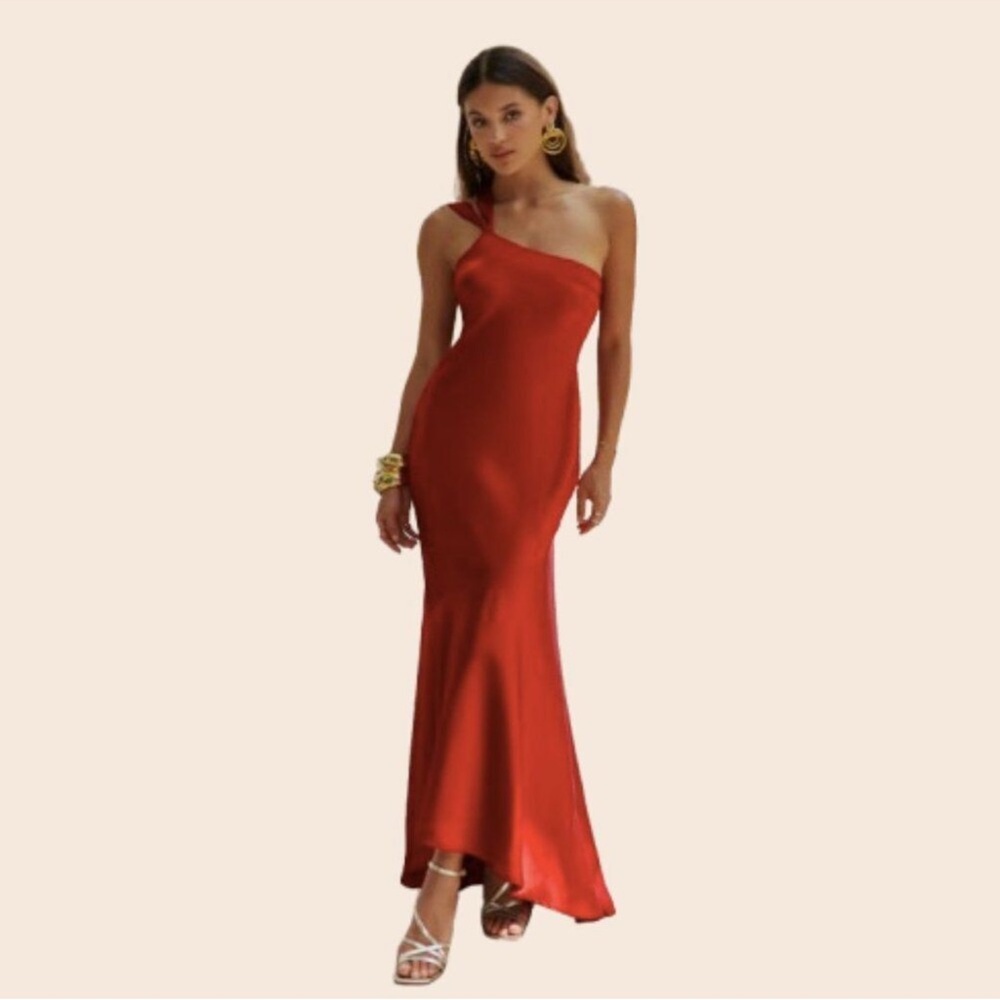Hello Molly Romantic Affair Satin One Shoulder Maxi Dress Size 4 NWT